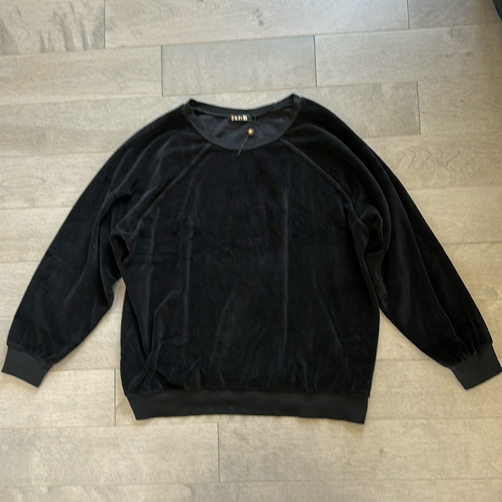Suzie Kondi Samos Sweatshirt in Velour